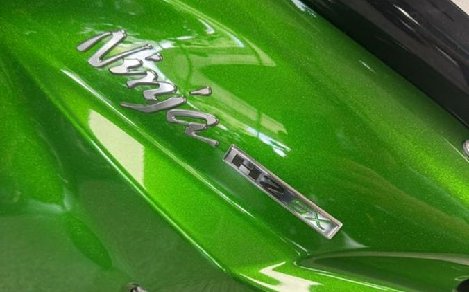 2026 Kawasaki Ninja H2® SX SE ABS