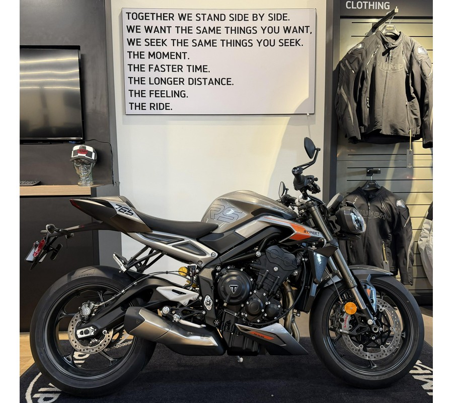 2025 Triumph Street Triple 765 RS - SILVER ICE