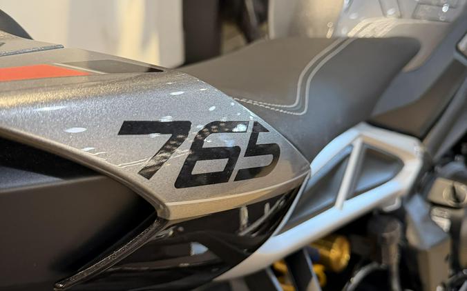 2025 Triumph Street Triple 765 RS - SILVER ICE