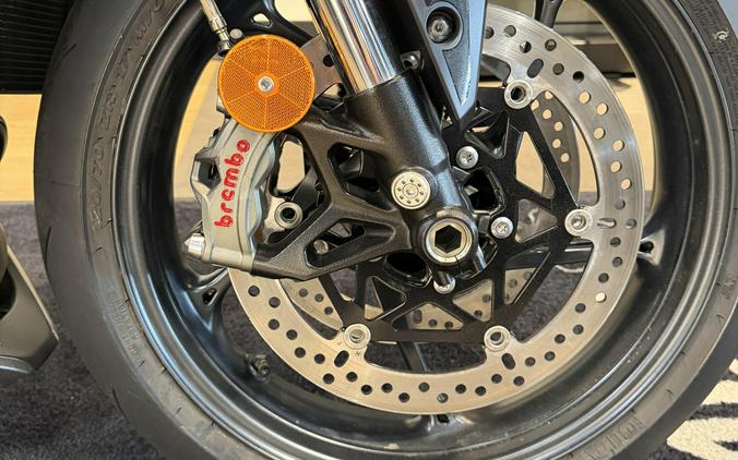 2025 Triumph Street Triple 765 RS - SILVER ICE