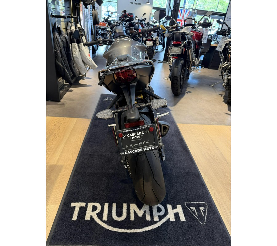 2025 Triumph Street Triple 765 RS - SILVER ICE