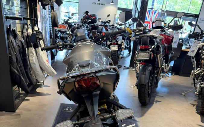 2025 Triumph Street Triple 765 RS - SILVER ICE
