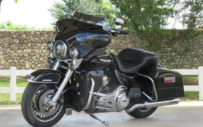 2011 Harley-Davidson® FLHTK - Electra Glide® Ultra Limited