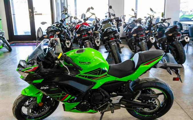 2024 Kawasaki Ninja 650 KRT Edition ABS