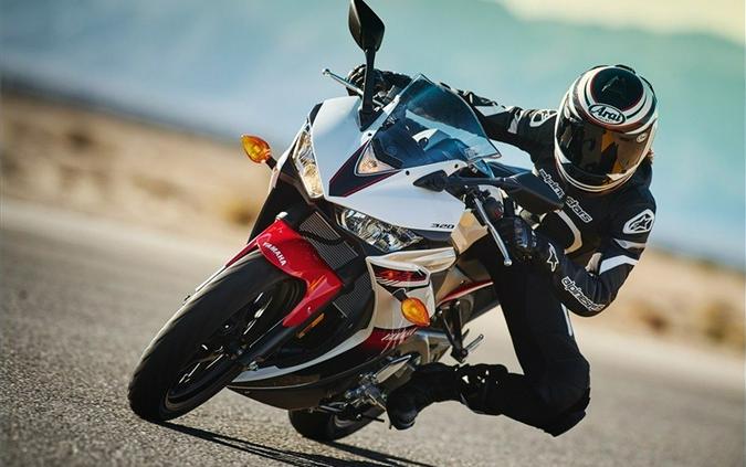 2016 Yamaha Motor Corp., USA YZF-R3