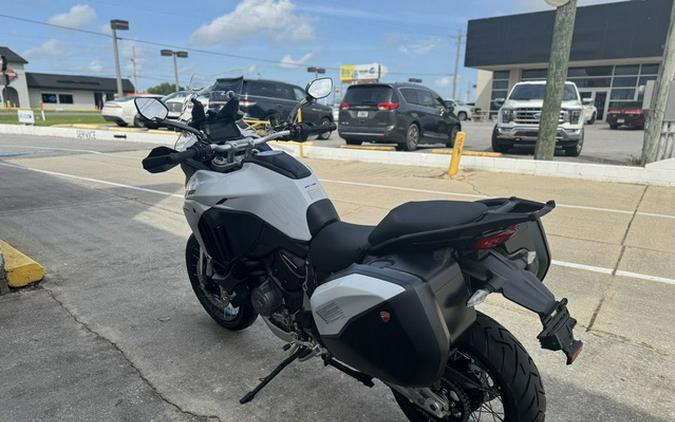 2024 Ducati Multistrada V4 S Travel & Radar Spoked Wheels Iceb