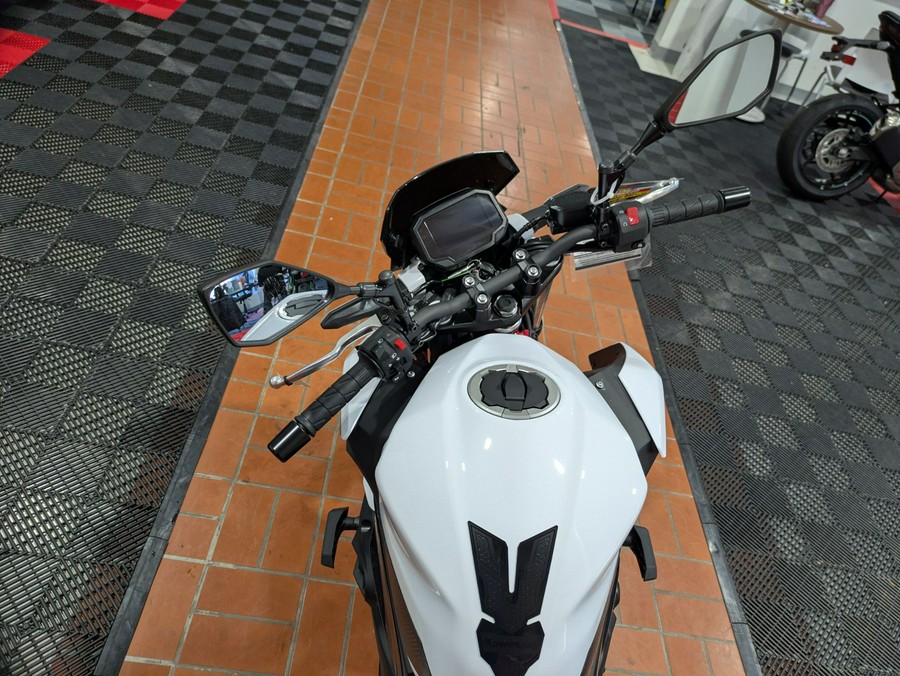 2026 Kawasaki Z500 SE ABS