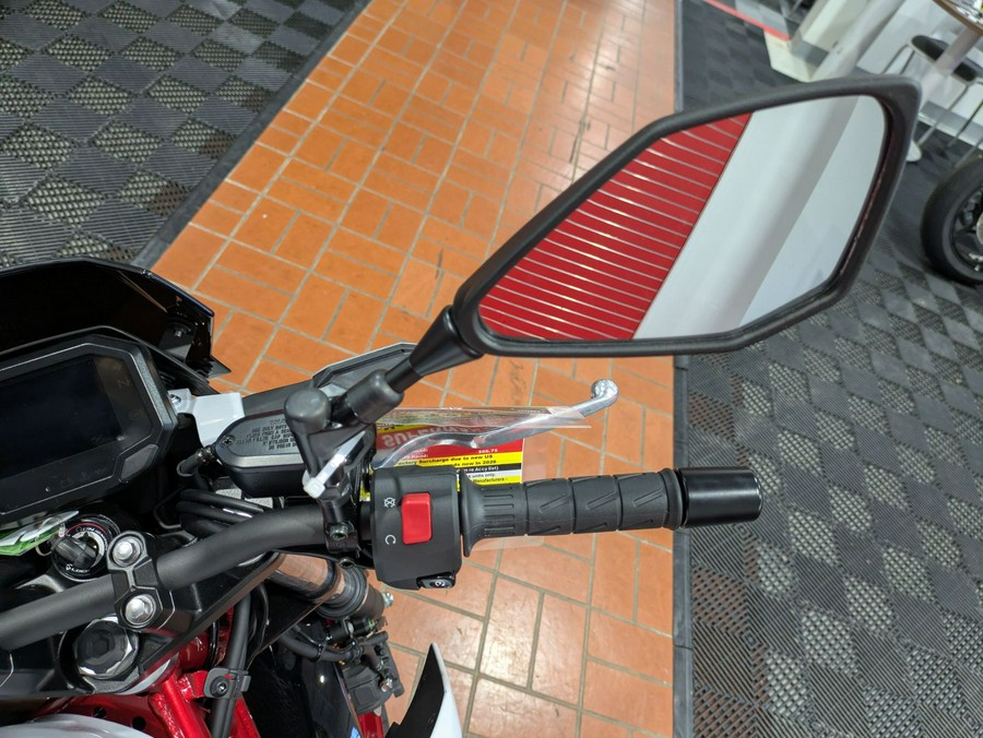 2026 Kawasaki Z500 SE ABS