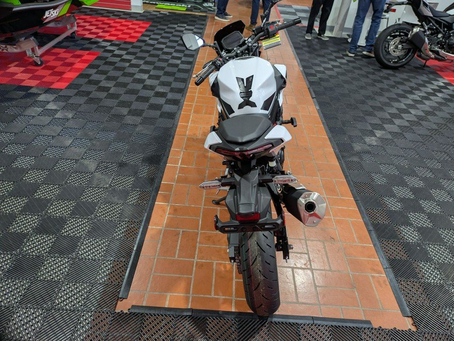 2026 Kawasaki Z500 SE ABS