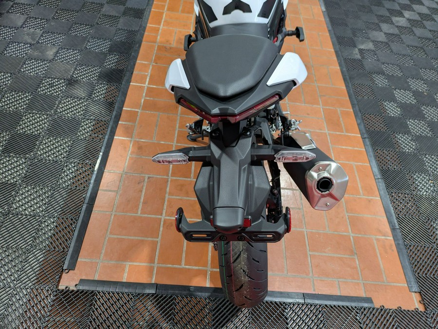 2026 Kawasaki Z500 SE ABS