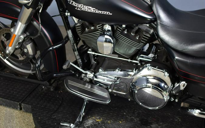 2016 Harley-Davidson Street Glide Special Black Denim