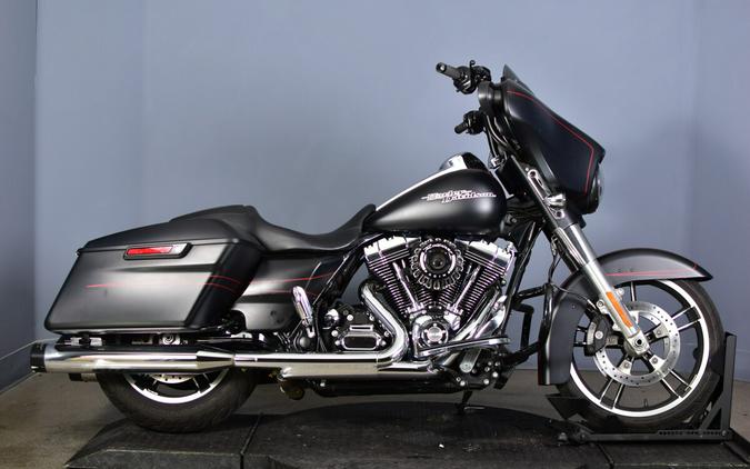 2016 Harley-Davidson Street Glide Special Black Denim