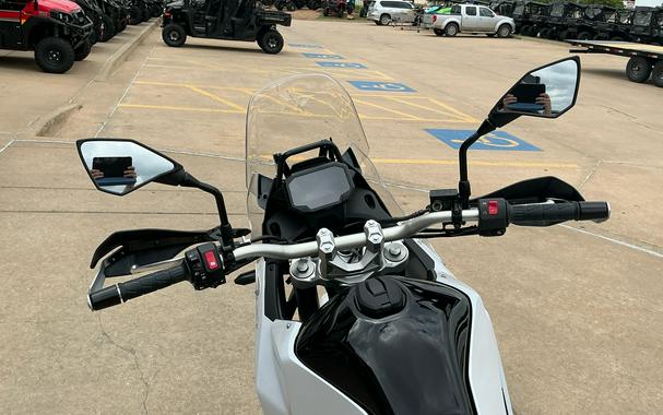 2026 Kawasaki KLE® 500 ABS SE