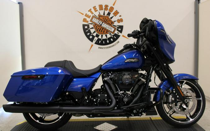 FLHX 2024 Street Glide®