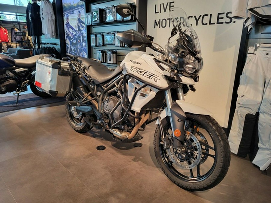 2018 Triumph Tiger 800 XRT Crystal White XRT