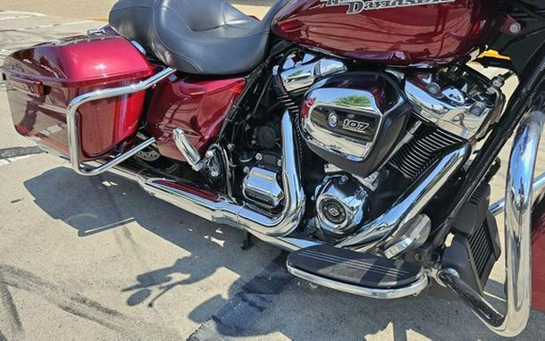 2017 Harley-Davidson FLHXS - Street Glide Special