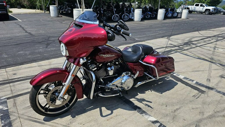 2017 Harley-Davidson FLHXS - Street Glide Special