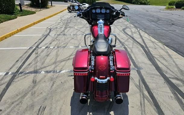 2017 Harley-Davidson FLHXS - Street Glide Special