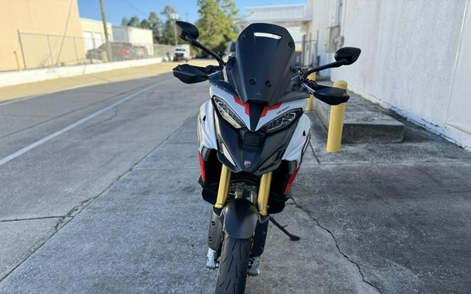 2025 Ducati Multistrada V4 RS