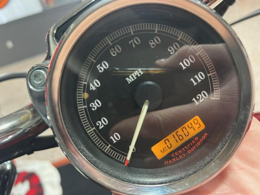 2006 Harley-Davidson® XL1200C - Sportster® 1200 Custom