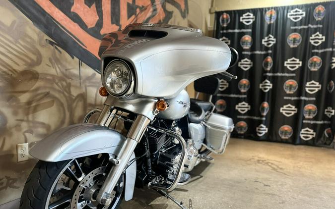 FLHXS 2015 Street Glide® Special