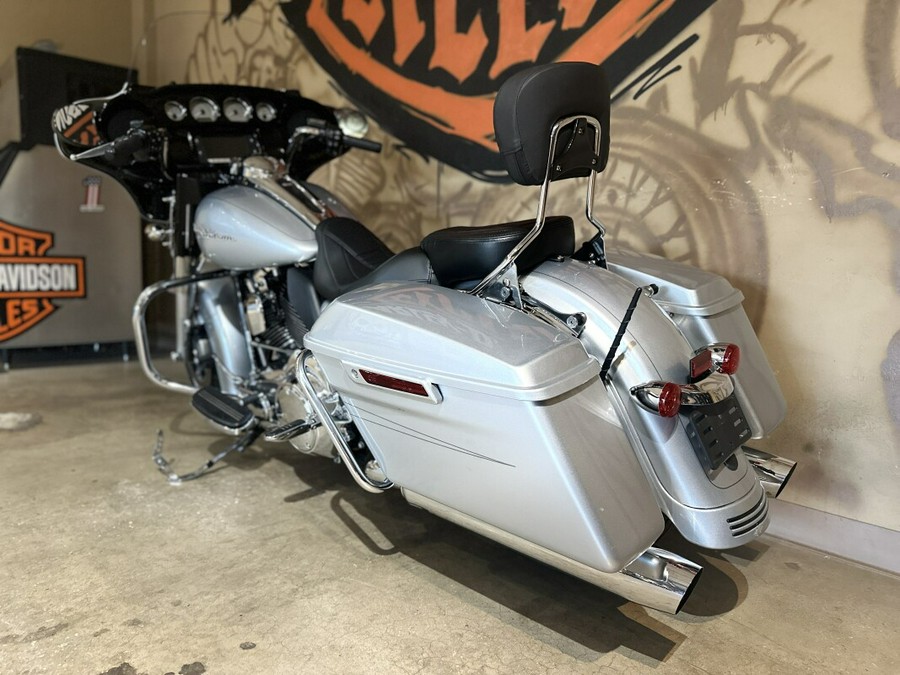 FLHXS 2015 Street Glide® Special