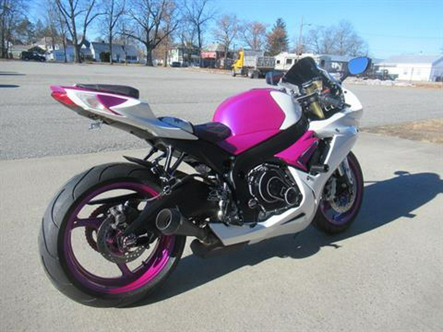 2011 Suzuki GSX-R750™