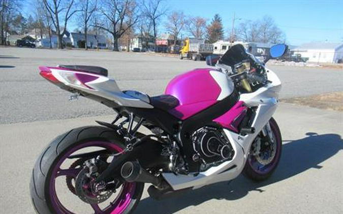 2011 Suzuki GSX-R750™