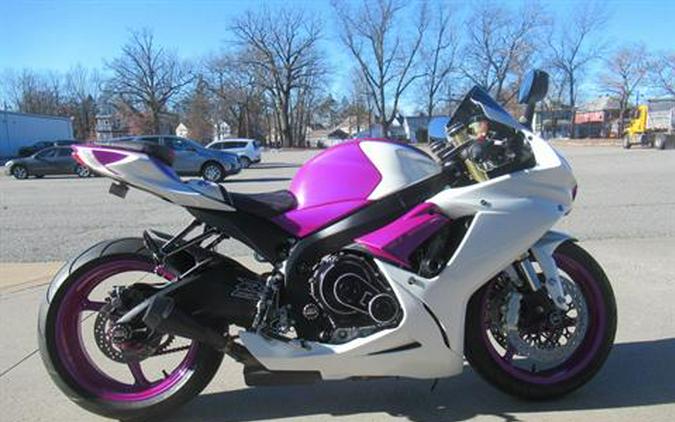 2011 Suzuki GSX-R750™