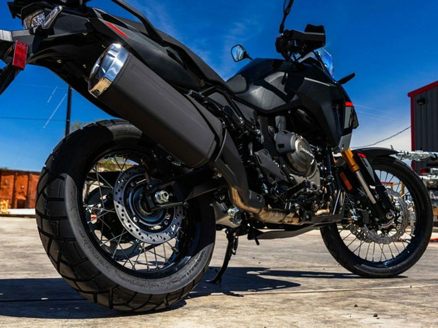 2025 Suzuki V-Strom 800DE
