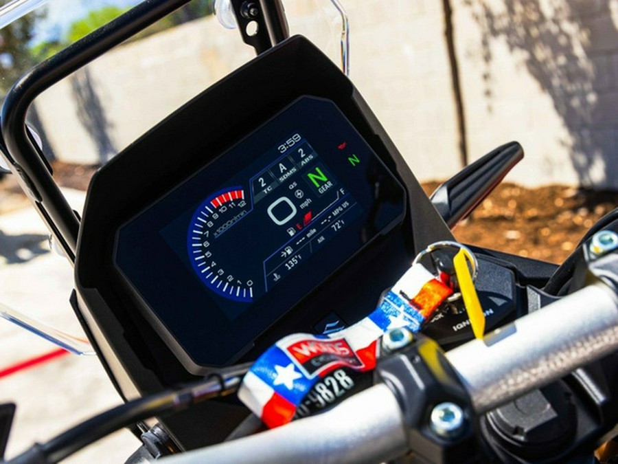 2025 Suzuki V-Strom 800DE
