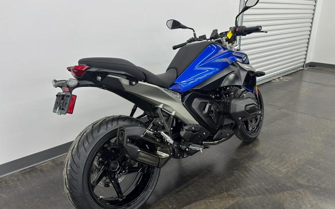 2026 BMW R 1300 R
