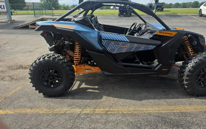 2026 Can-Am® Maverick X3 DS Turbo Scandi Blue & Orange Crush