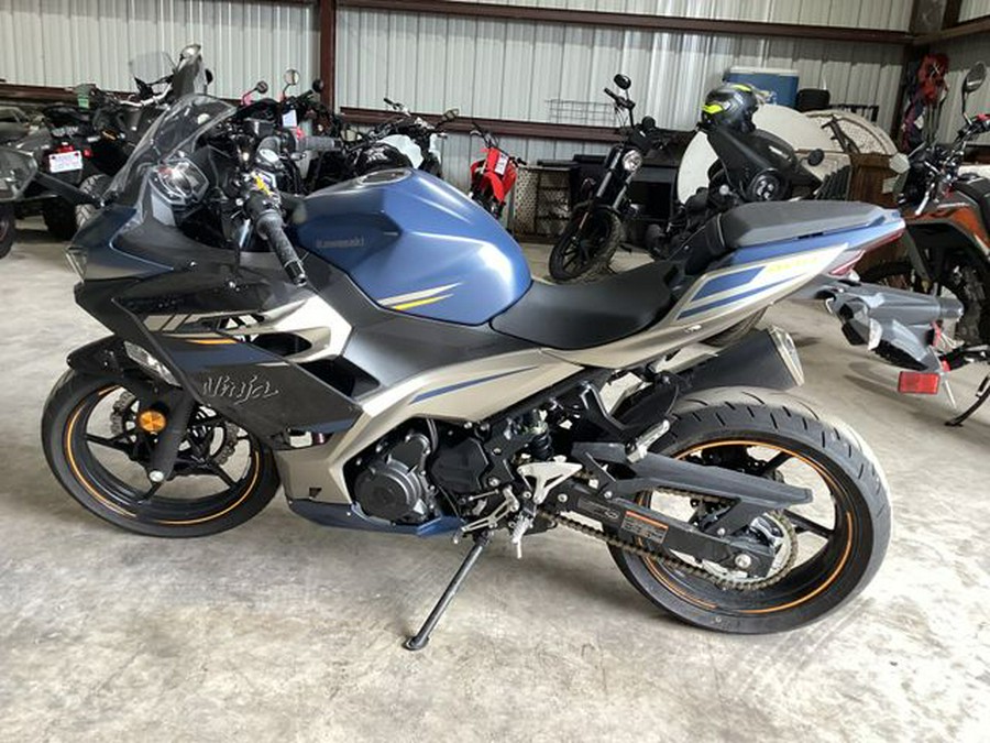 Used 2023 KAWASAKI Ninja 400 Base