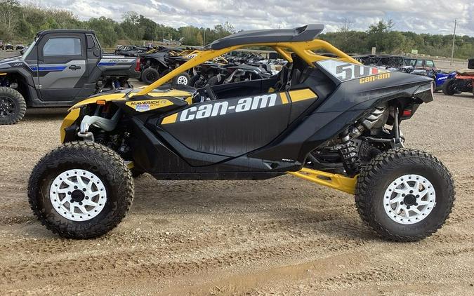 2024 Can-Am™ Maverick R X rs With SMART-SHOX