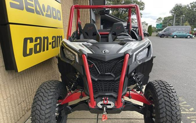 2025 Can-Am® Maverick Sport X rc 1000R