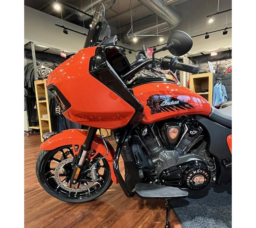 2024 Indian Motorcycle® Challenger® Dark Horse® Icon Sunset Orange