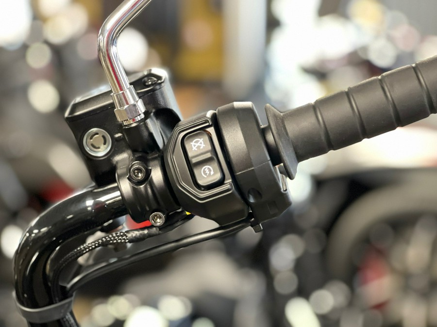 2025 Indian Motorcycle Sport Scout® Sixty Limited