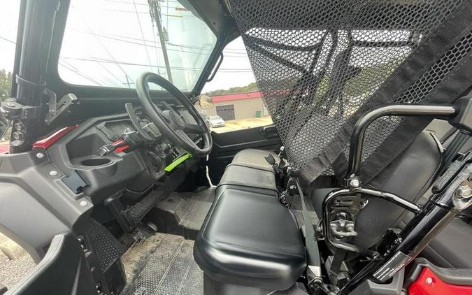 2024 Honda® Pioneer 1000-6 Deluxe Crew