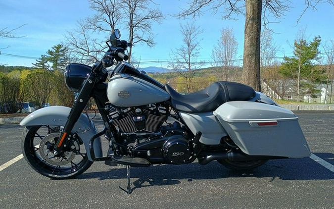 2025 Harley-Davidson Touring FLHRXS - Road King Special