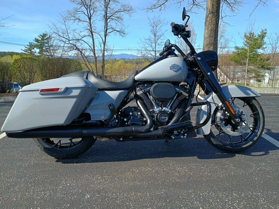 FLHRXS 2025 Road King Special