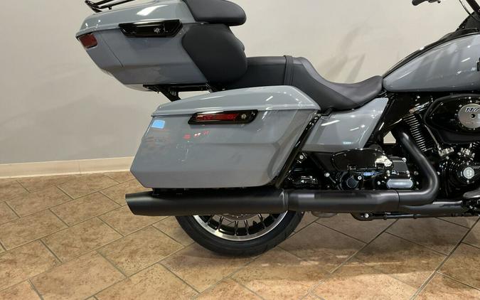 2026 Harley-Davidson® FLTRXL Road Glide Limited Dark Billiard Gray