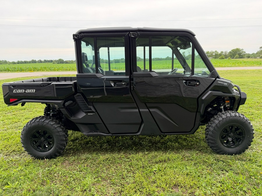 2026 Can-Am Defender MAX XT CAB HD11