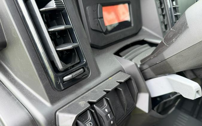2026 Can-Am Defender MAX XT CAB HD11