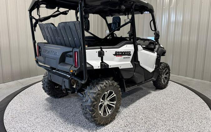 2016 Honda Pioneer 1000-5 DELUX