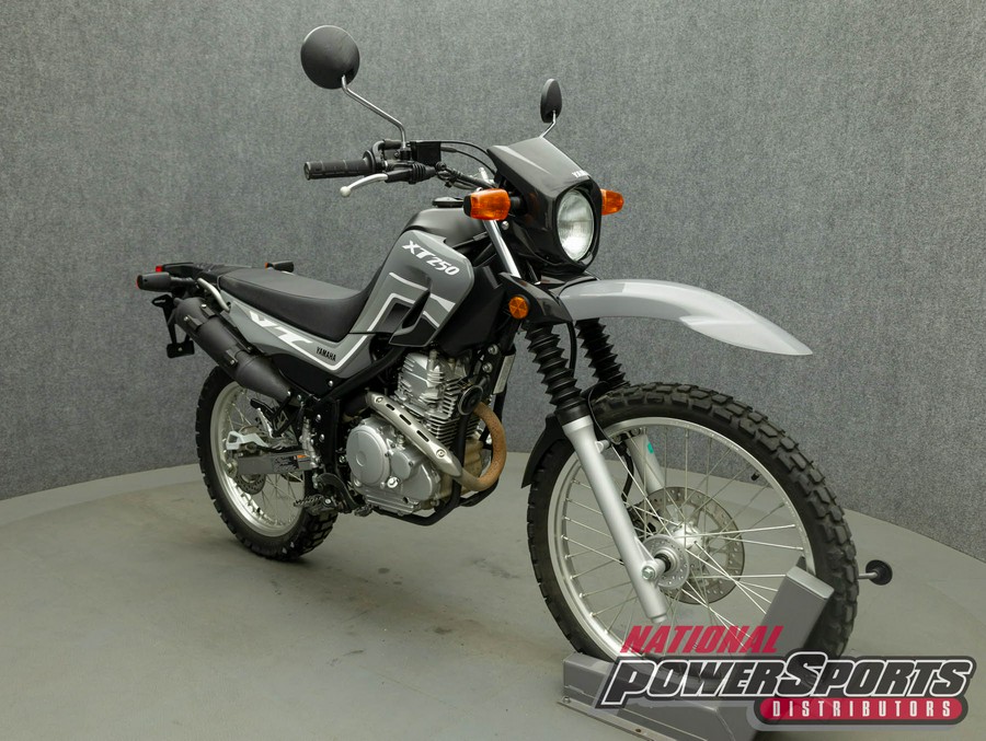 2022 YAMAHA XT250