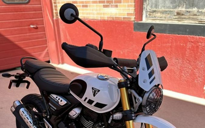 2026 Triumph Scrambler 400 XC Vanilla White