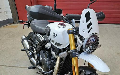 2026 Triumph Scrambler 400 XC Vanilla White