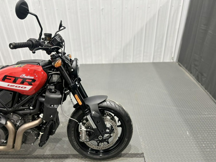 2024 Indian FTR Indy Red/Black