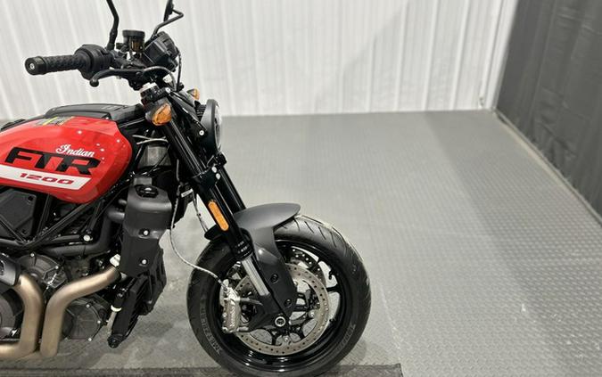 2024 Indian FTR Indy Red/Black